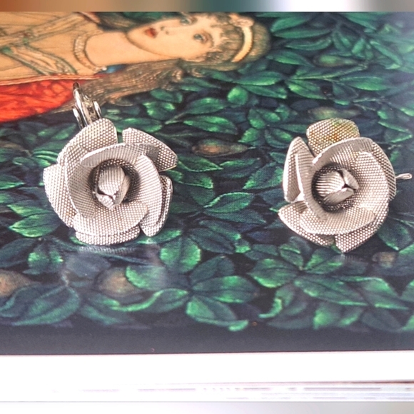 Coro Jewelry - 2/$20 Coro Silver mesh rose clip-on earrings